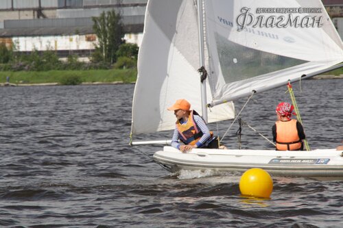 Фоторепортаж с парусной практики флотилии Флагман, прошедшей в июне 2017 года.
